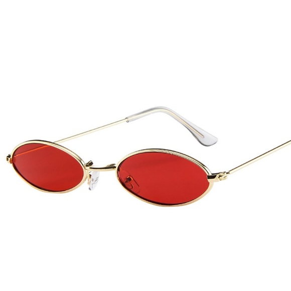 Small Oval Red Retro Frames - Picture 4 of 4